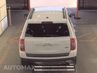 2014 Jeep Patriot Latitude – miniatura 5