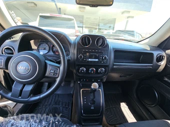 2014 Jeep Patriot Latitude – miniatura 11