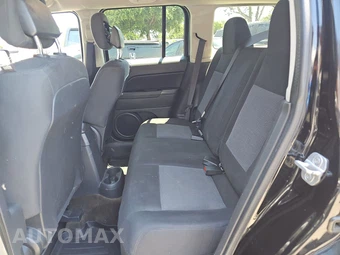 2014 Jeep Patriot Latitude – miniatura 13