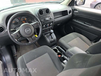 2014 Jeep Patriot Latitude – miniatura 10