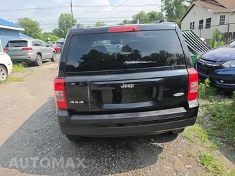 2014 Jeep Patriot Latitude – miniatura 5