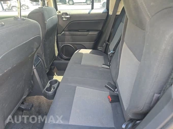 2014 Jeep Patriot Latitude – miniatura 13