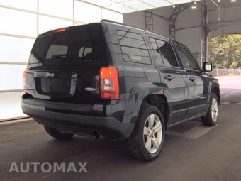 2014 Jeep Patriot Latitude – miniatura 4