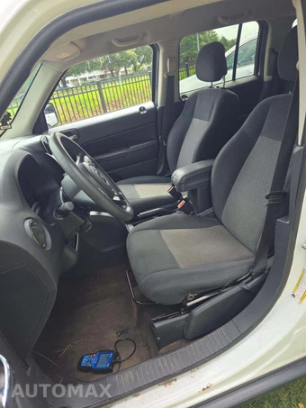 2014 Jeep Patriot Sport - miniatura 6