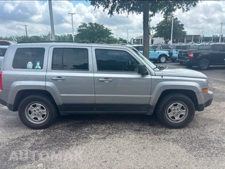 2014 Jeep Patriot Sport - miniatura 4