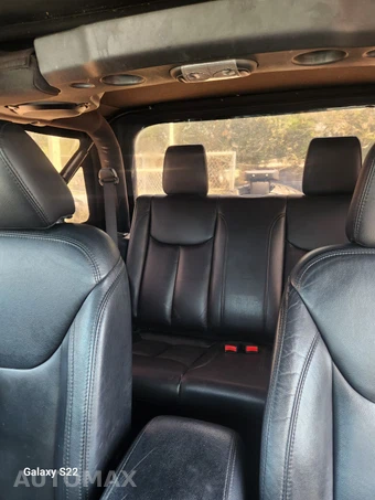 2014 Jeep Wrangler Altitude Edition - miniatura 10