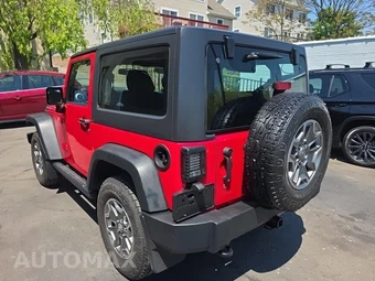 2014 Jeep Wrangler Rubicon - miniatura 6