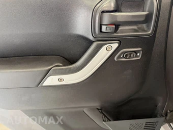 2014 Jeep Wrangler Rubicon - miniatura 8