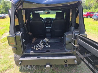 2014 Jeep Wrangler Sahara - miniatura 14