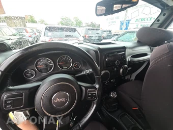 2014 Jeep Wrangler Sport - miniatura 11