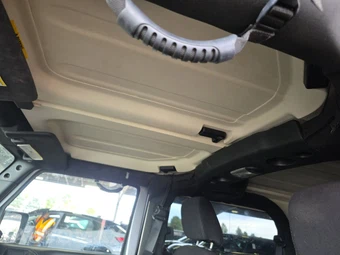 2014 Jeep Wrangler Sport – miniatura 16