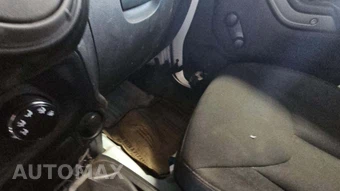 2014 Jeep Wrangler Sport - miniatura 26