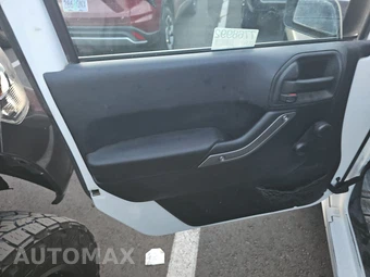 2014 Jeep Wrangler Sport - miniatura 9