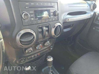 2014 Jeep Wrangler Sport – miniatura 9