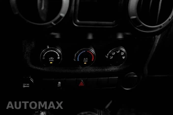 2014 Jeep Wrangler Sport - miniatura 27