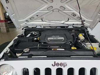 2014 Jeep Wrangler Sport - miniatura 15