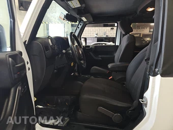 2014 Jeep Wrangler Sport - miniatura 7