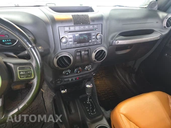 2014 Jeep Wrangler Sport - miniatura 11