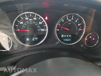 2014 Jeep Wrangler Sport - miniatura 12