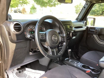 2014 Jeep Wrangler Sport - miniatura 16