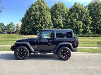 2014 Jeep Wrangler Sport - miniatura 3