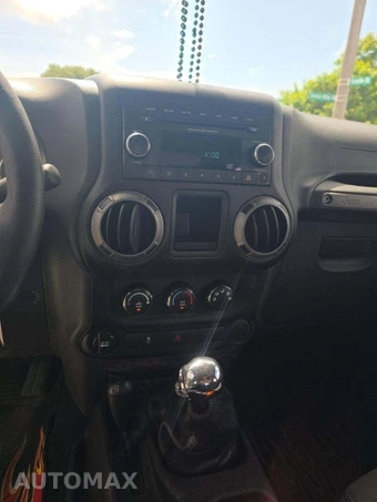 2014 Jeep Wrangler Sport - miniatura 7