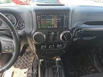 2014 Jeep Wrangler Sport - miniatura 11