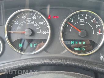2014 Jeep Wrangler Sport - miniatura 12