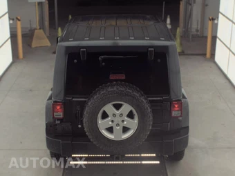 2014 Jeep Wrangler Sport - miniatura 5
