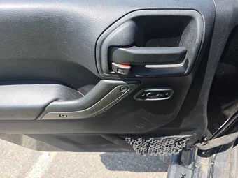 2014 Jeep Wrangler Sport - miniatura 9