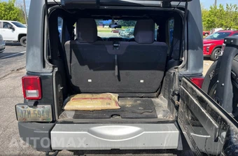2014 Jeep Wrangler Sport - miniatura 14