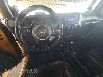 2014 Jeep Wrangler Unlimited Altitude Edition - miniatura 11