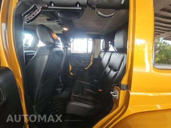 2014 Jeep Wrangler Unlimited Altitude Edition - miniatura 13
