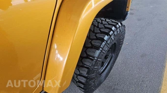 2014 Jeep Wrangler Unlimited Altitude Edition - miniatura 30