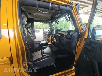 2014 Jeep Wrangler Unlimited Altitude Edition - miniatura 8