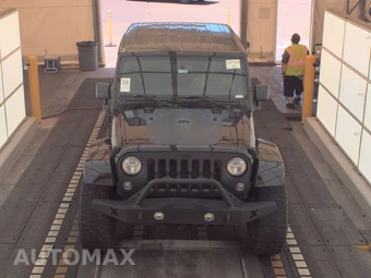2014 Jeep Wrangler Unlimited Altitude Edition - miniatura 2