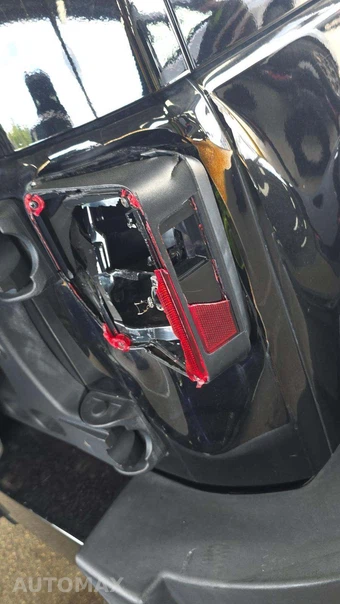 2014 Jeep Wrangler Unlimited Altitude Edition - miniatura 25