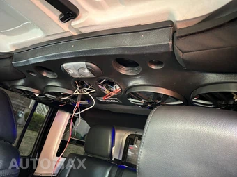 2014 Jeep Wrangler Unlimited Altitude Edition - miniatura 21