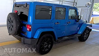2014 Jeep Wrangler Unlimited Altitude Edition - miniatura 4