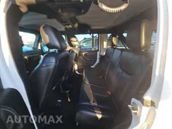 2014 Jeep Wrangler Unlimited Altitude Edition - miniatura 13