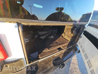 2014 Jeep Wrangler Unlimited Altitude Edition - miniatura 16