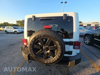 2014 Jeep Wrangler Unlimited Altitude Edition - miniatura 5