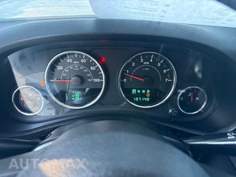 2014 Jeep Wrangler Unlimited Altitude Edition - miniatura 10