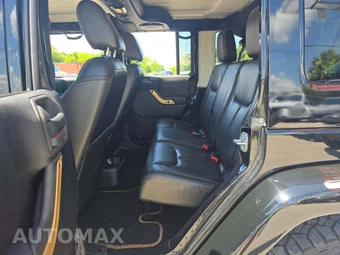2014 Jeep Wrangler Unlimited Dragon Edition - miniatura 10