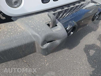 2014 Jeep Wrangler Unlimited Polar Edition - miniatura 19