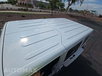 2014 Jeep Wrangler Unlimited Polar Edition - miniatura 9