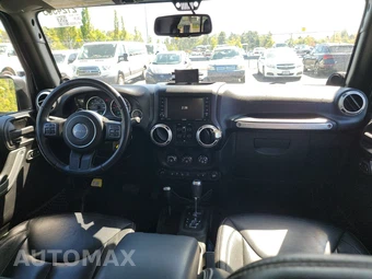 2014 Jeep Wrangler Unlimited Rubicon - miniatura 17