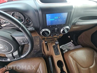 2014 Jeep Wrangler Unlimited Rubicon - miniatura 11