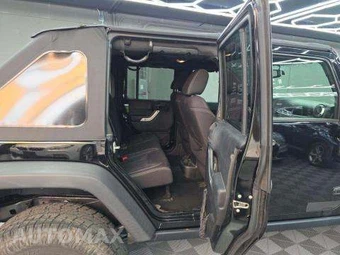 2014 Jeep Wrangler Unlimited Rubicon - miniatura 16