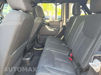 2014 Jeep Wrangler Unlimited Rubicon - miniatura 13